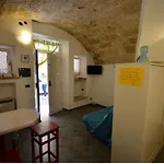 Via Roma 10